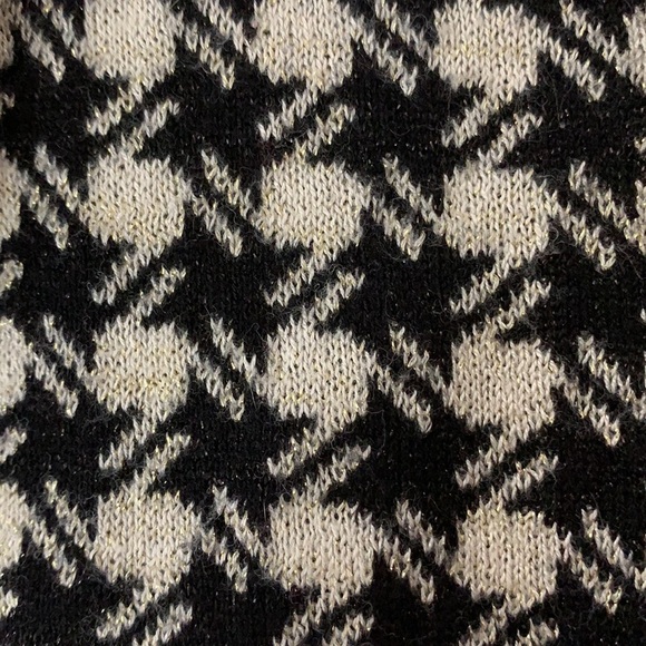 Apt. 9 Black and White Print Sweater Size XS - Picture 4 of 8
